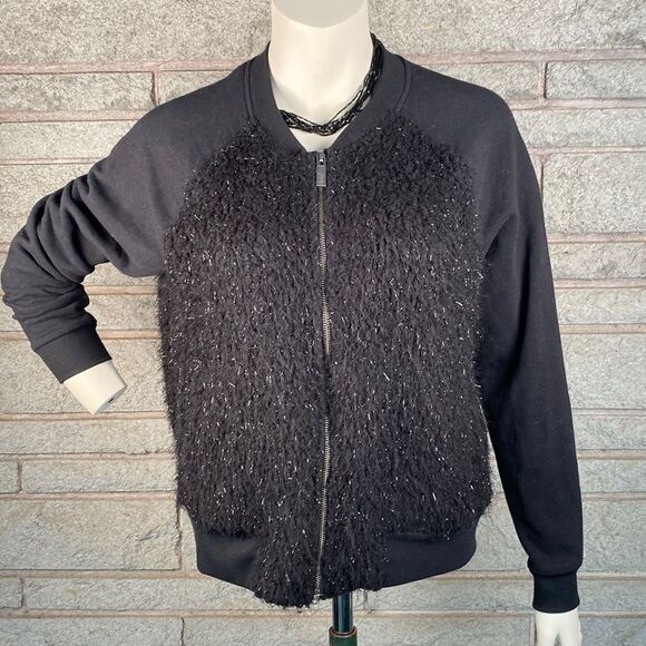 Kismet vests - Picture 1 of 4